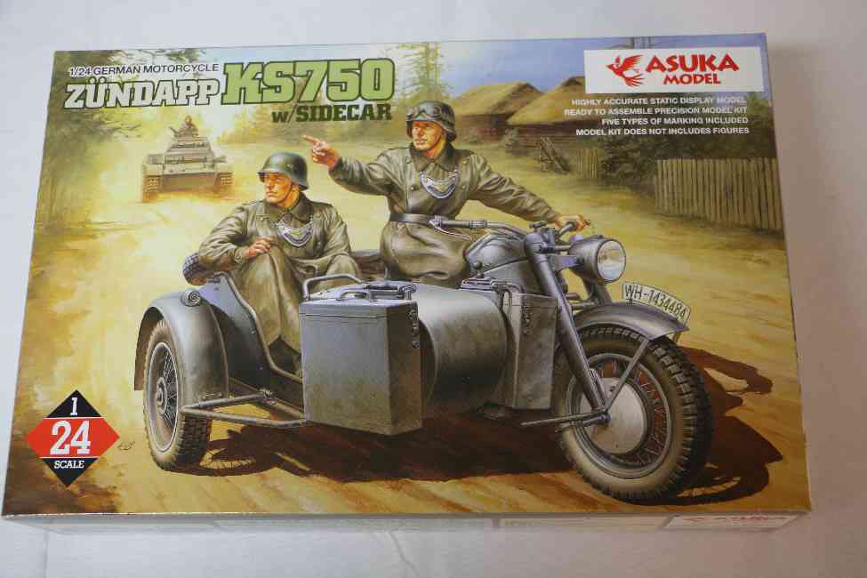 ASU24004 - Asuka Model 1/24 KS750 Zundapp w/Sidecar