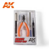 AKIAK9013 - AK Interactive Basic Tools Set