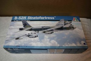 ITA1442 - Italeri 1/72 B-52H STRATOFORTRESS