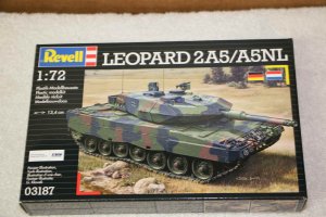 REV03187 - Revell 1/72 Leopard 2A5/A5NL