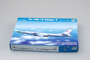 TRP03908 - Trumpeter 1/144 TU-16K-10 BADGER C