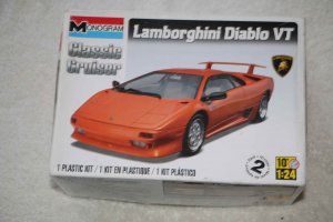 MON0889 - Monogram 1/24 Lamborghini Diablo VT