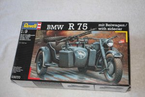 RAG03070 - Revell 1/9 BMW R 75 mit Beiwagen with Sidecar