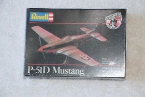 RMX1033 - Revell 1/144 P-51D Mustang